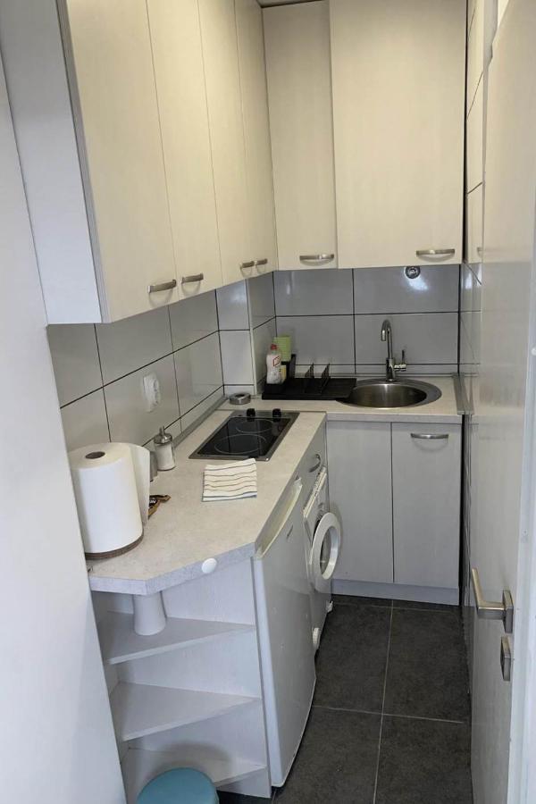 Cozy & Fully Equipped Studio In The Heart Of Downtown And Next To Kalemegdan Belgrade Exterior photo